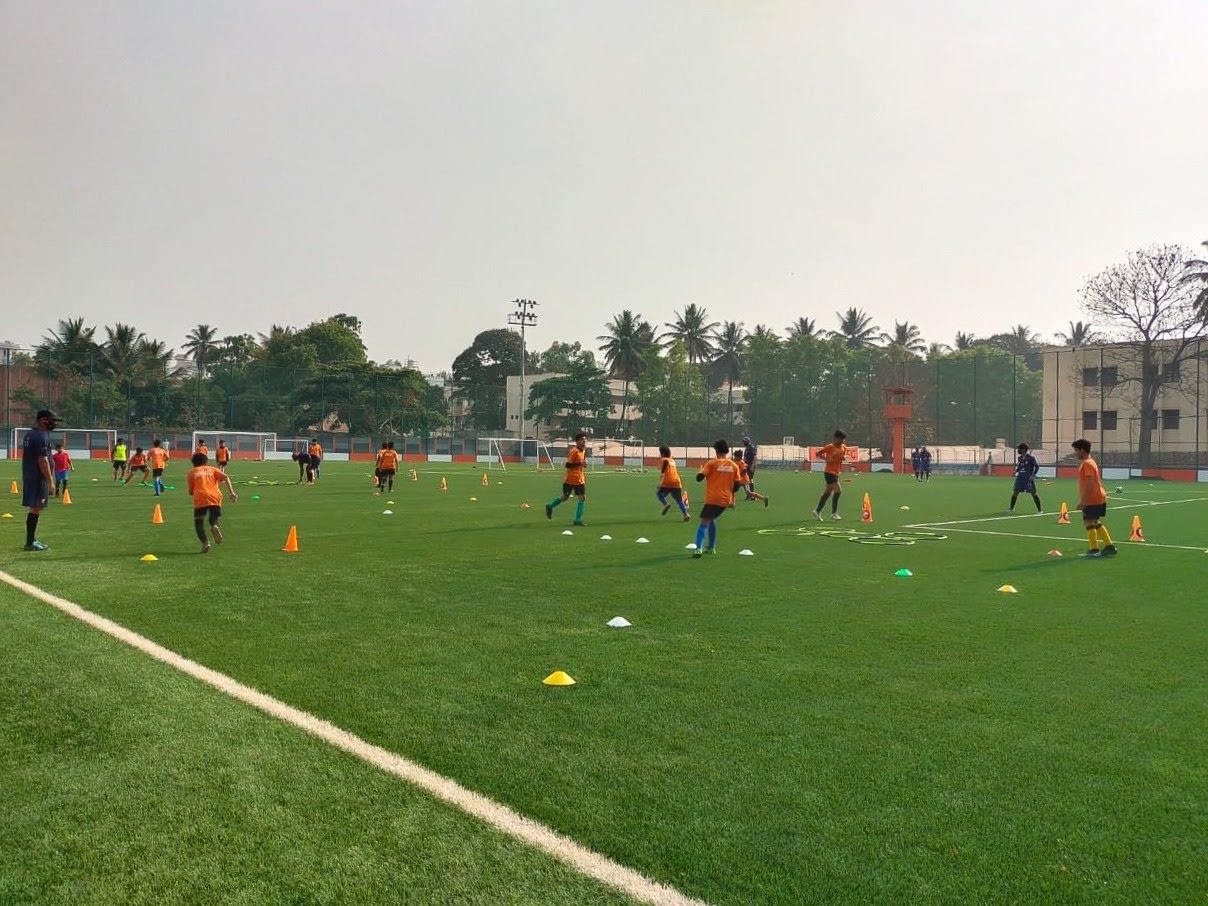 You are currently viewing Career Benefits You Can Get by Joining the Best Football Coaching Club in Bangalore