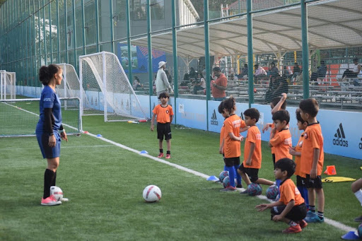 You are currently viewing How a Football Training Academy in Bangalore Nurtures Young Players